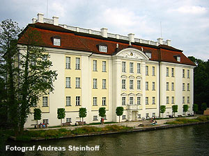 Schloss Köpenick Möbel Museum Berlin Köpenick